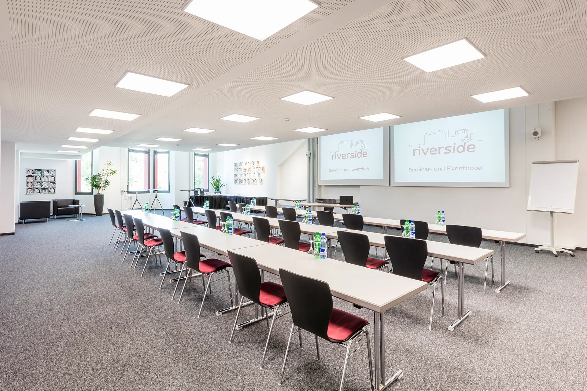 Rhein 2 Front Seminarraum Im Hotel Riverside Glattfelden Zürich Seminarhotel Kongresshotel Tagungshotel Workshop Meeting Location
