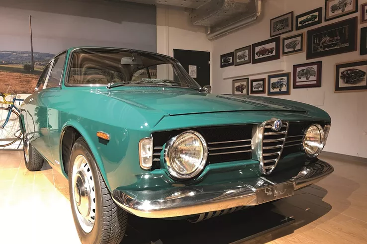Alfa Romeo Giulia Sprint GT Veloce Coupe 1966