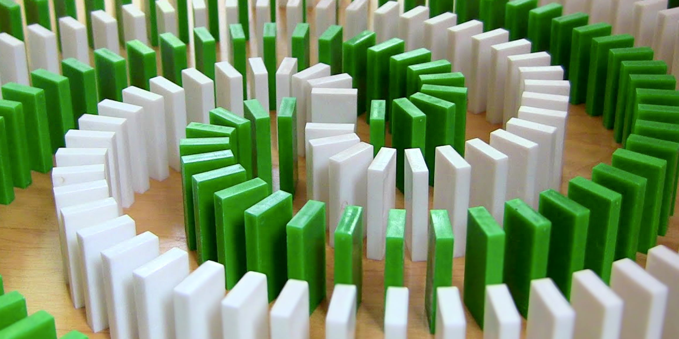 Domino Challenge Das Perfekte Rahmenprogramm Für Ihr Teamevent Als Sideevent Nach Ihrem Seminar Oder Tagung Im Hotel Riverside Zweidlen (1)