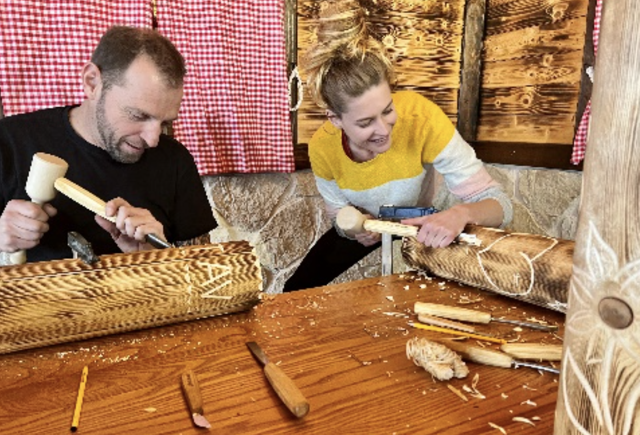 Rahmenprogramm Riverside Finnenkerzen schnitzen