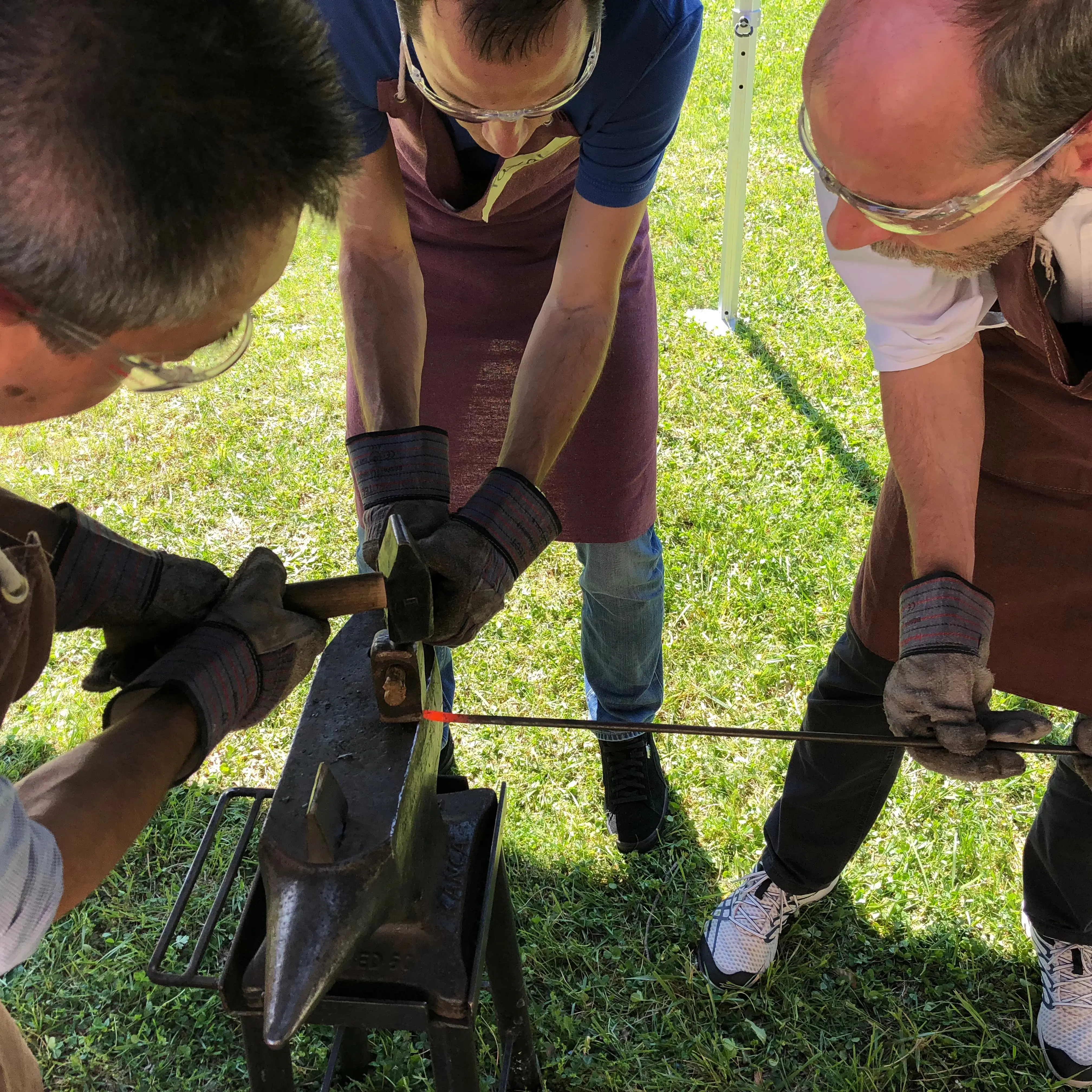 Rahmenprogramm Im Riverside Team Schmieden Im Detail