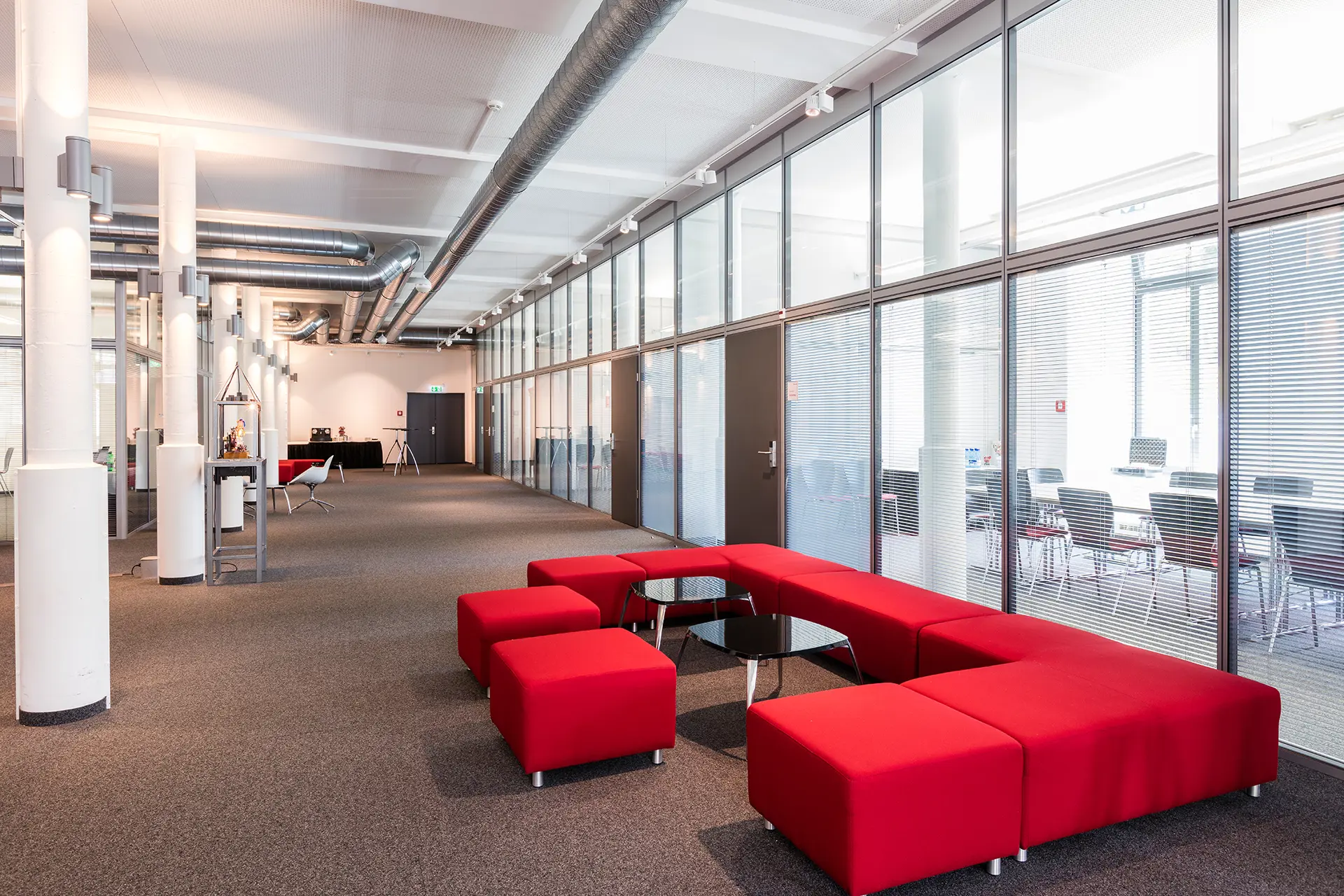 Säulensaal Lobby Seminarraum Im Hotel Riverside Glattfelden Zürich Seminarhotel Kongresshotel Tagungshotel Workshop Meeting Location