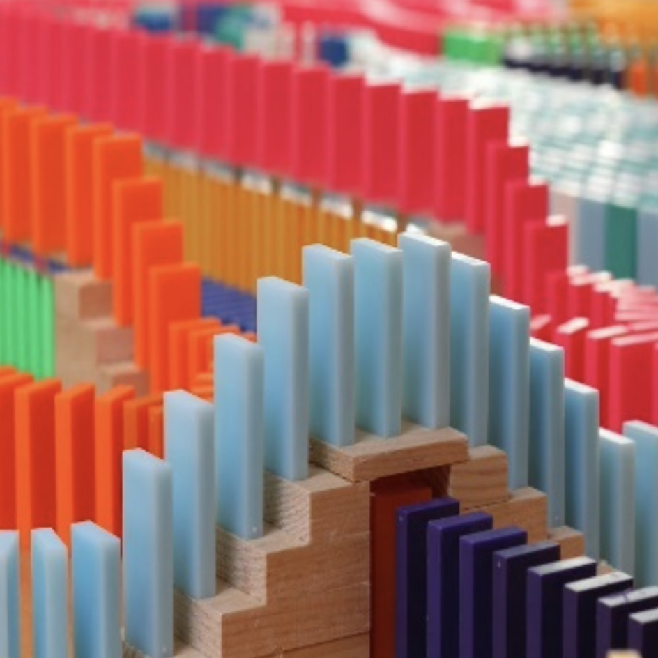 Domino Challenge Das Perfekte Rahmenprogramm Für Ihr Teamevent Als Sideevent Nach Ihrem Seminar Oder Tagung Im Hotel Riverside Zweidlen Glat