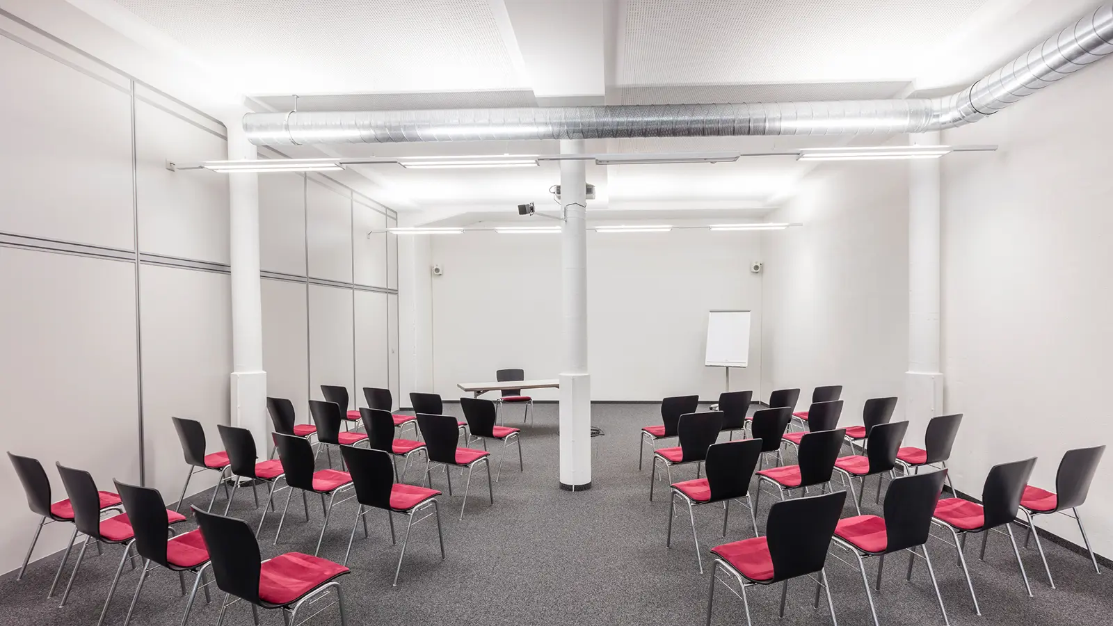 Säulensaal 2 Seminarraum Im Hotel Riverside Glattfelden Zürich Seminarhotel Kongresshotel Tagungshotel Workshop Meeting Location