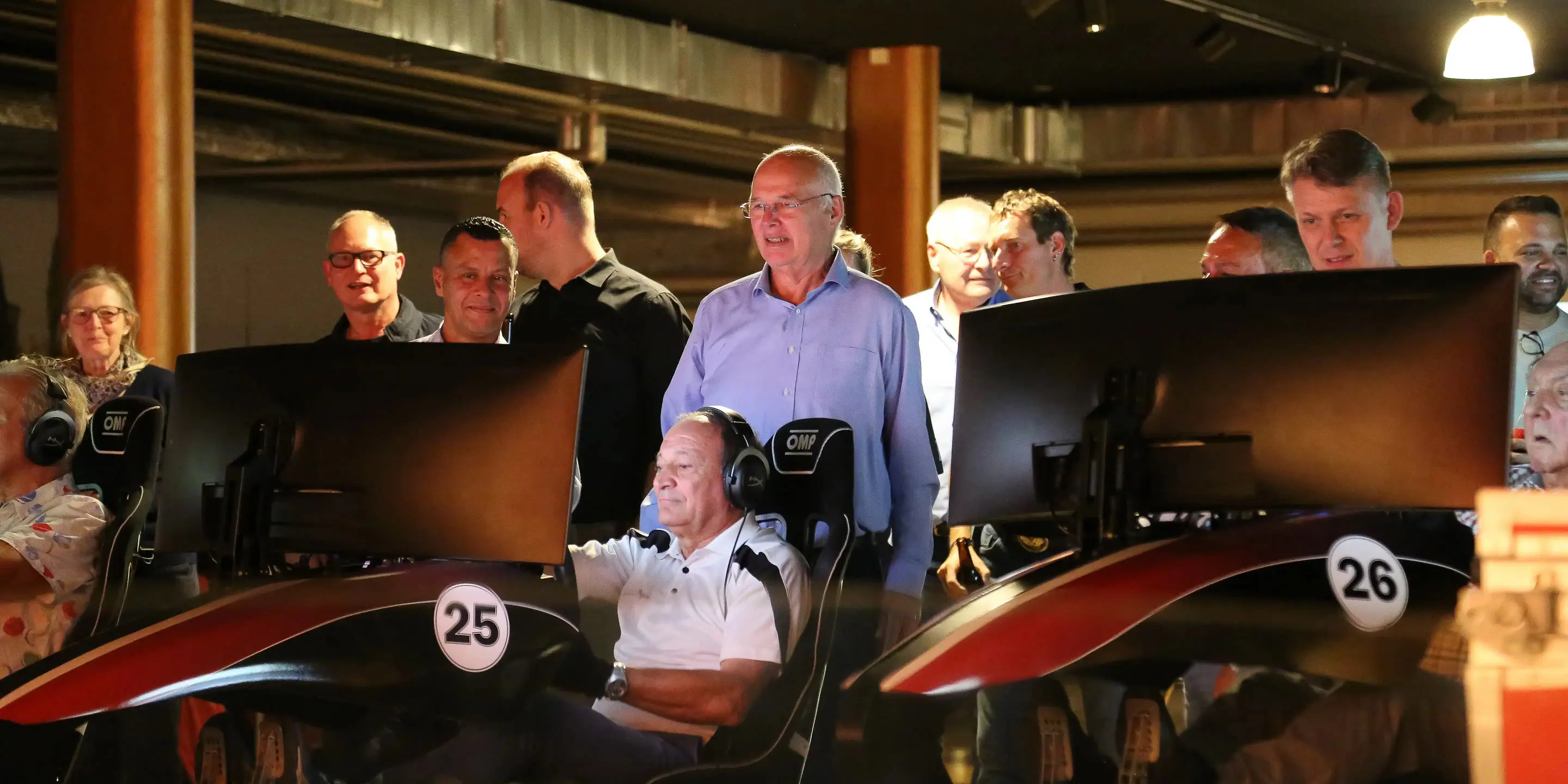 Simracing Das Perfekte Rahmenprogramm Fuer Ihr Teamevent Als Sideevent Nach Ihrem Seminar Oder Tagung Im Hotel Riverside Zweidlen Glattf (3)