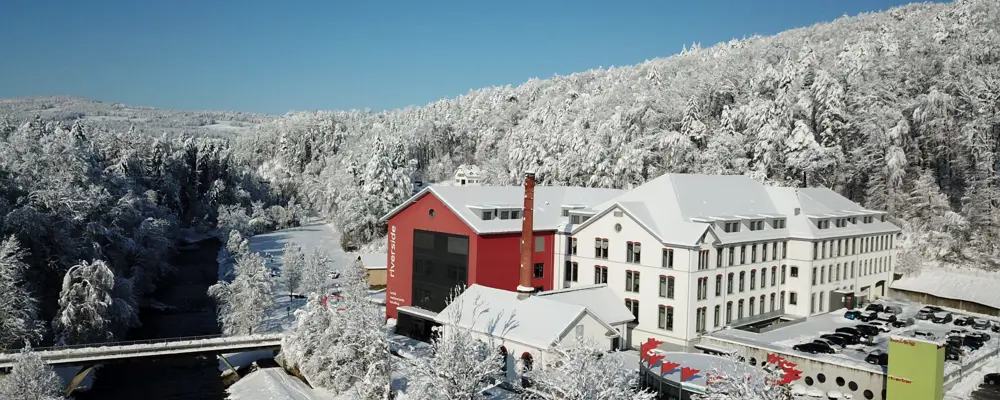 Hotel Riverside Glattfelden Zürich Location Für Weihnachtsessen Events Seminare Im Winter Schnee Seminare Und Events Im Grünen