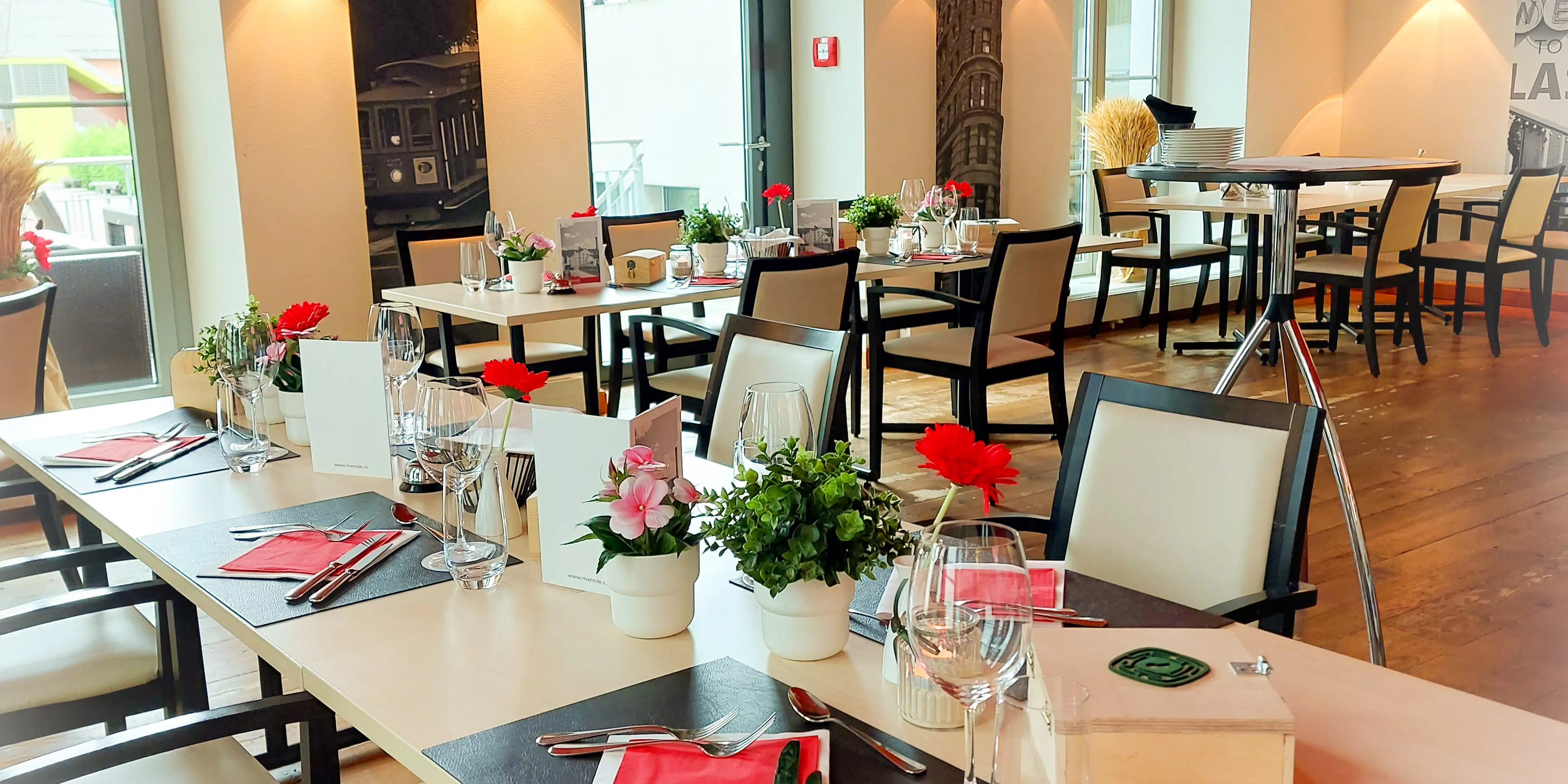 Escape Dinner Kulinarik Rätsel Event Hotel Riverside Glattfelden Zürich
