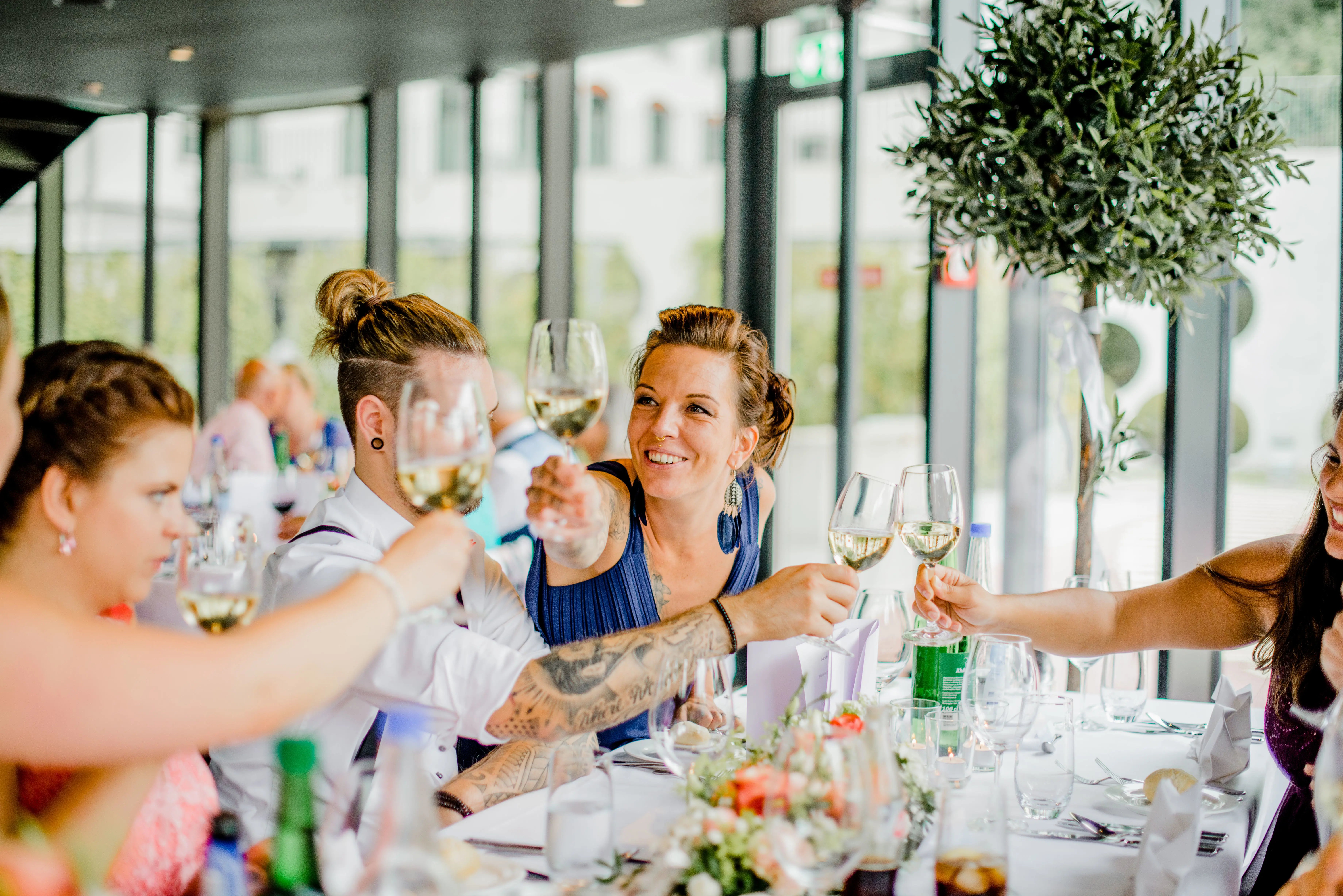 Hochzeit Im Thaigarden Restaurant Im Hotel Riverside