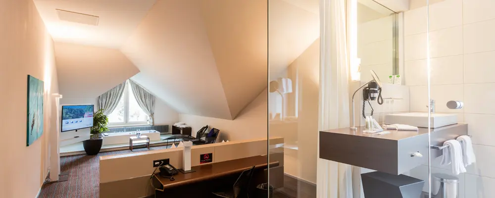 Junior Suite Hotelzimmer mit Badezimmer im Hotel riverside