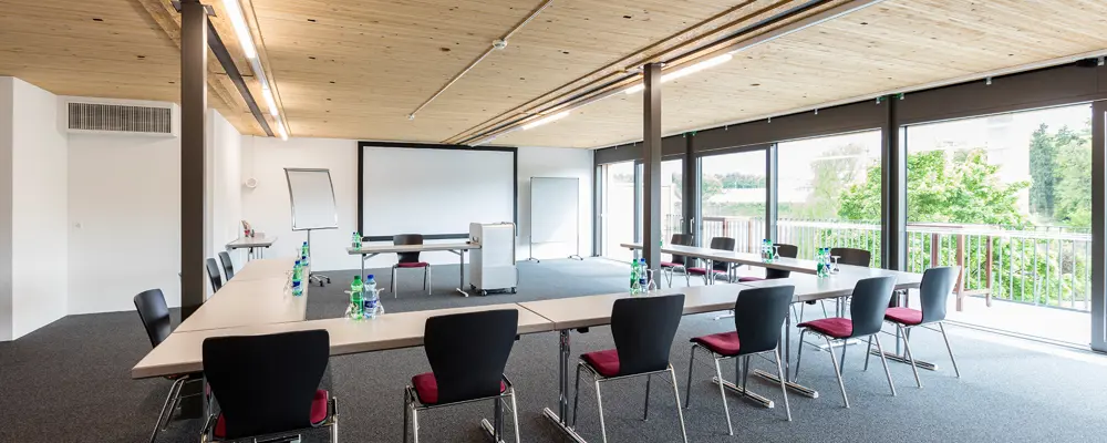 Lodge 2 Seminarraum Im Hotel Riverside Glattfelden Zürich Seminarhotel Kongresshotel Tagungshotel Workshop Meeting Location