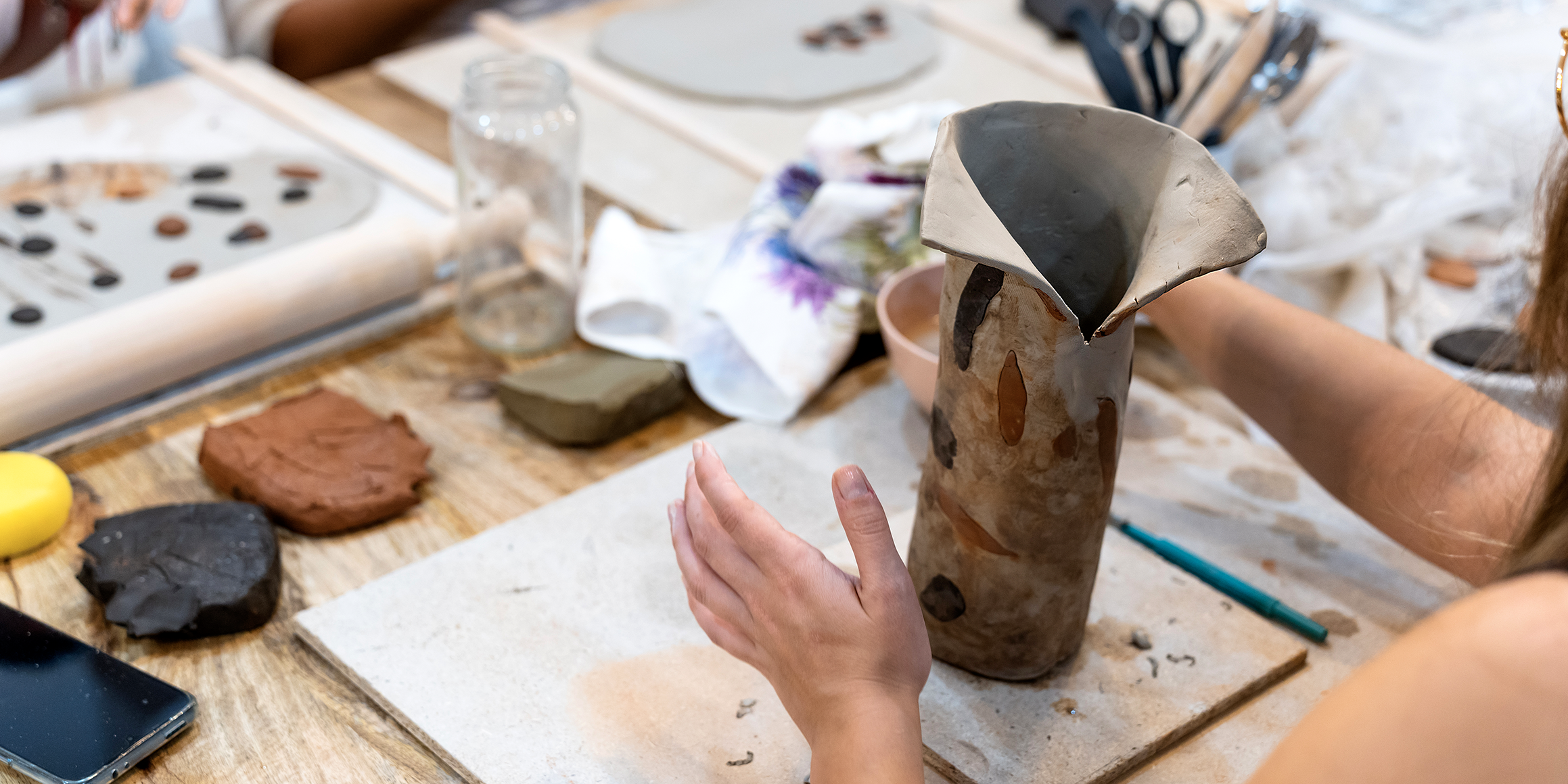 Raku Workshop Das Perfekte Rahmenprogramm Für Ihr Teamevent Als Sideevent Nach Ihrem Seminar Oder Tagung Im Hotel Riverside Zweidlen Glattfe