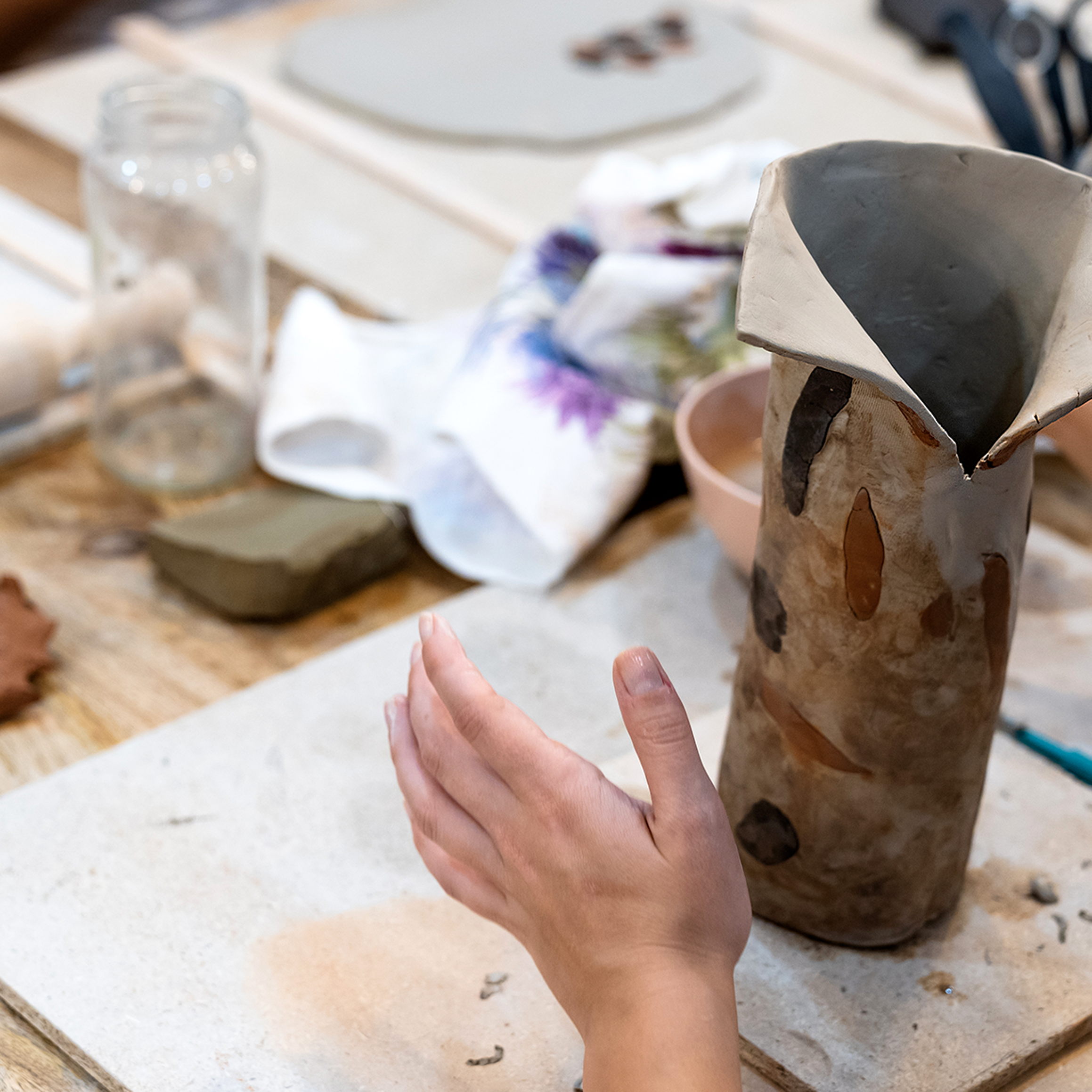 Raku Workshop Das Perfekte Rahmenprogramm Für Ihr Teamevent Als Sideevent Nach Ihrem Seminar Oder Tagung Im Hotel Riverside Zweidlen Glattfe