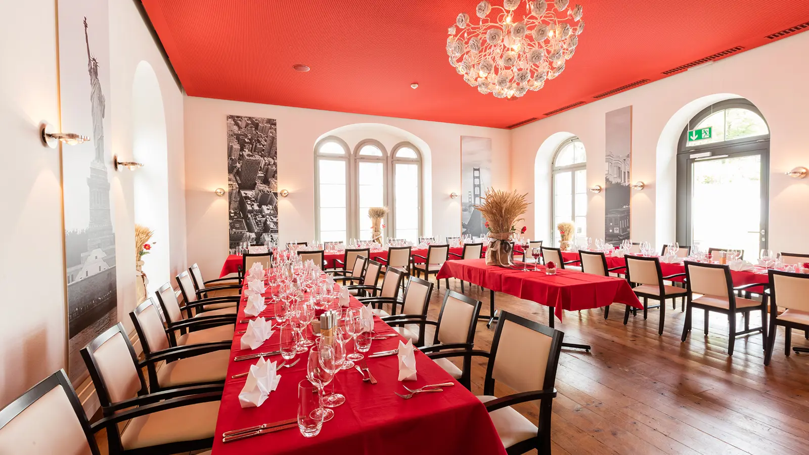 Restaurant Turbinenstube Im Seminarhotel Kongresshotel Tagungshotel Hochzeits Location Hotel Riverside Glattfelden Zürich