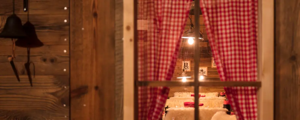 Blick In Die Riveralp Das Fondue Chalet Im Hotel Riverside In Zweidlen Glattfelden Zürich